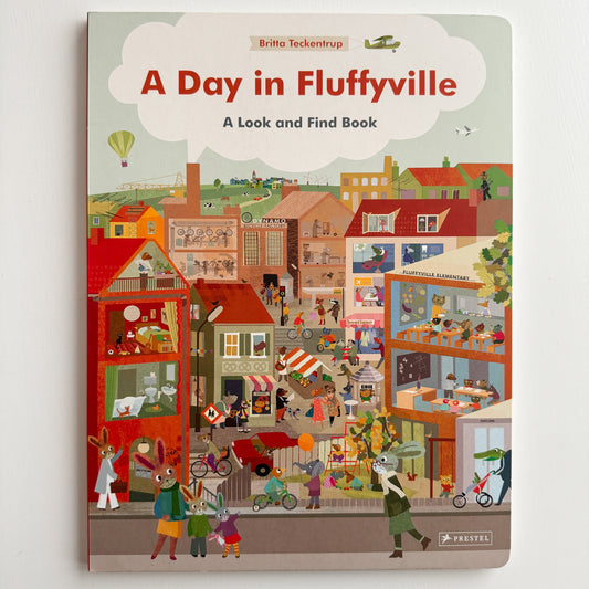 A Day in Fluffyville: A Look-and-Find-Board Book