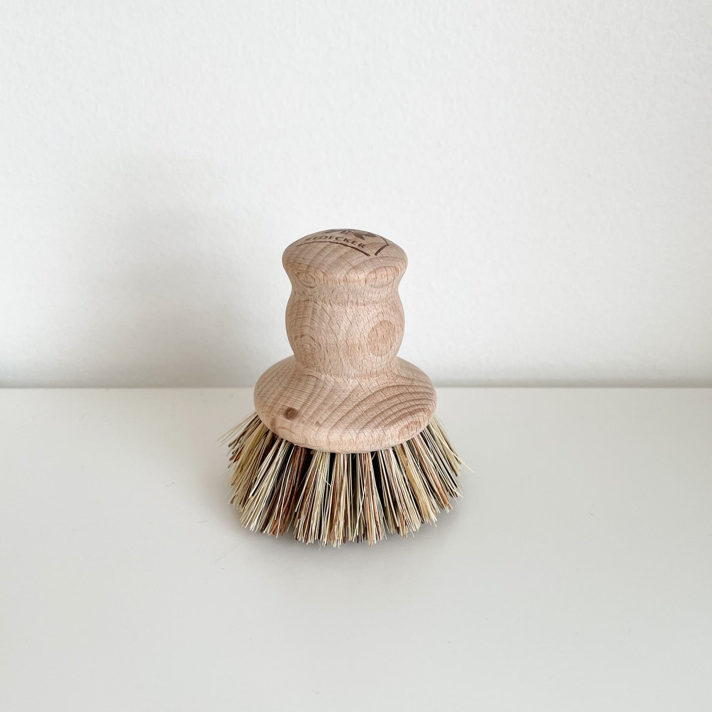 Short Pot Brush