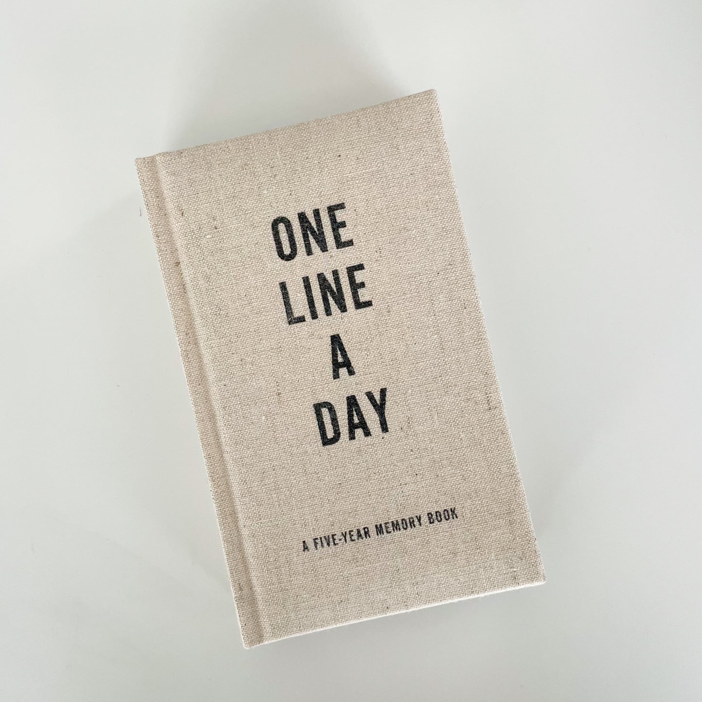One Line a Day: A Five-Year Memory Journals